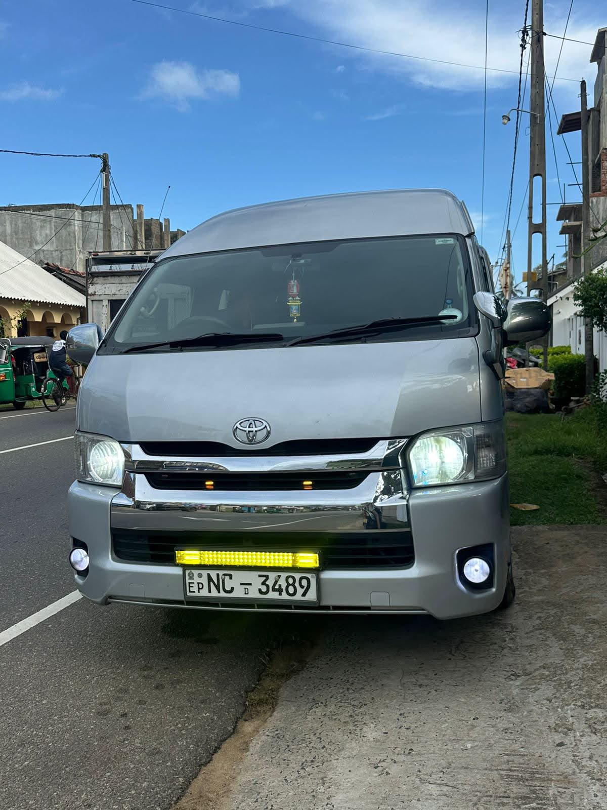 Hiace van for kite camp transport in Sri Lanka